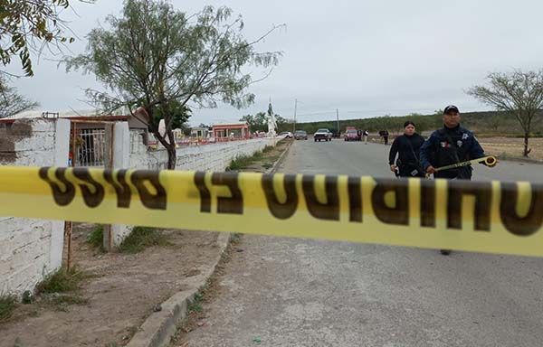 Van contra amigo de joven asesinado