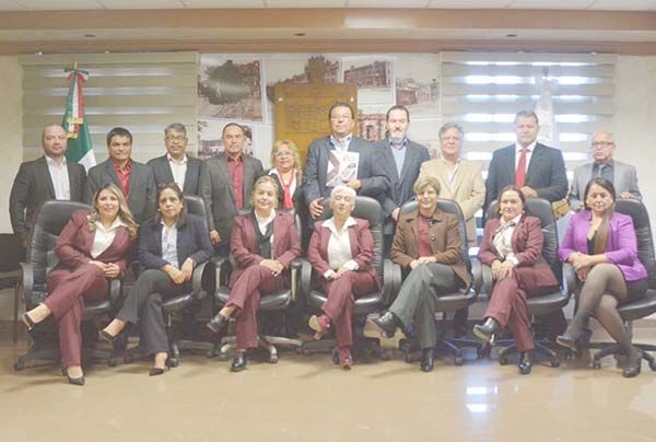 Cabildo aprueba Informe de Frontera