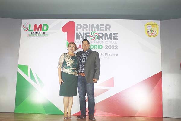 Asiste Beto al Primer Informe de Lamadrid