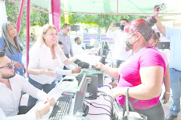 Recolectan cacharros con “El Cambalache”