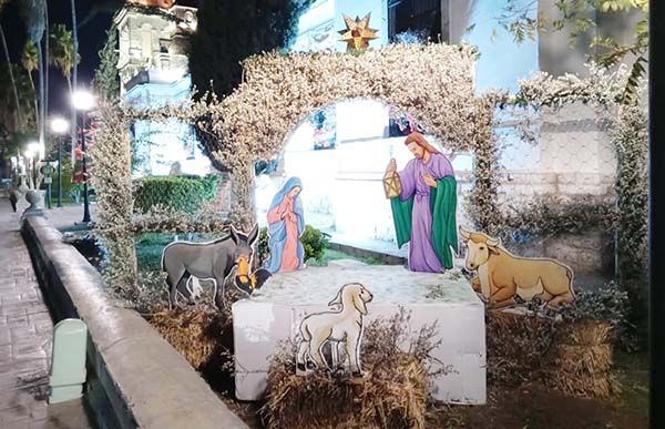 Sorprende decoración navideña en Ciénegas