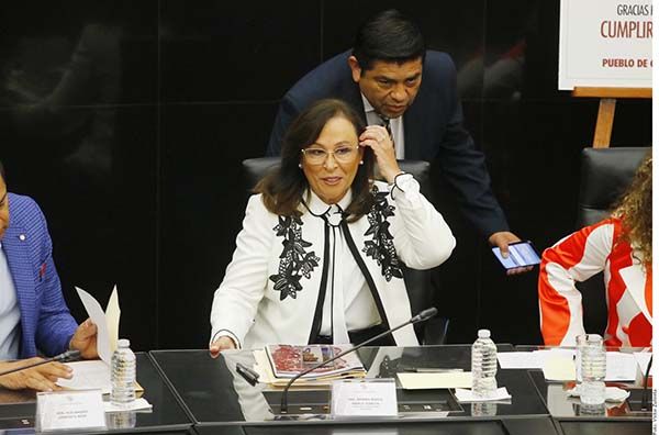 Reprochan a Rocío Nahle derroche en refinería
