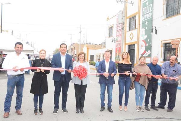 Exhorta alcaldesa a comprar localmente