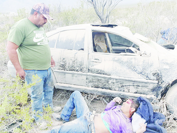 Herido de gravedad tras volcar un Jetta