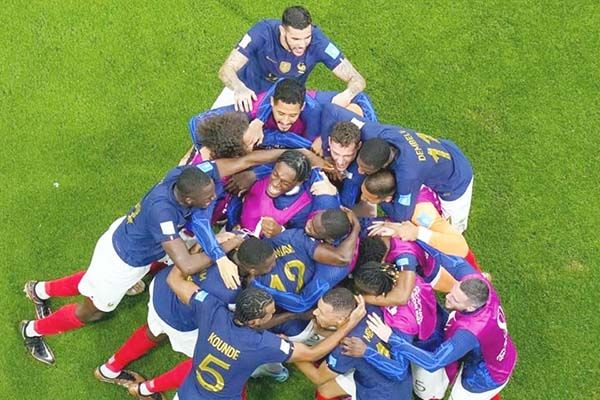 Virus gripal golpea a Francia rumbo a la Final del Mundial