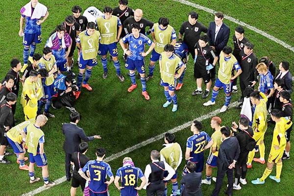 Se va Japón agradecido de Qatar ante eliminación