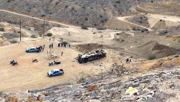 Accidente de autobús en Perú deja al menos 25 muertos