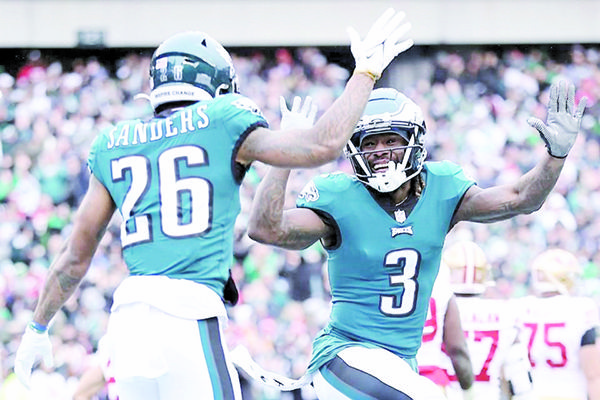 Aplastan Eagles a 49ers y van al Super Bowl