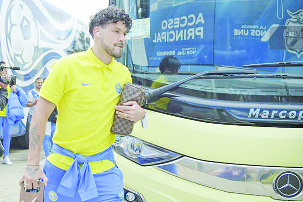 Bruno Valdez se va del América