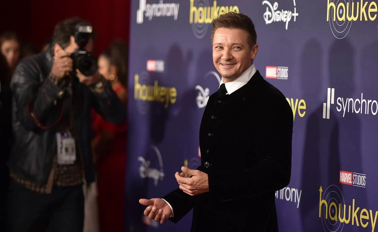 Reportan a Hawkeye, Jeremy Renner, en estado grave de salud tras un accidente