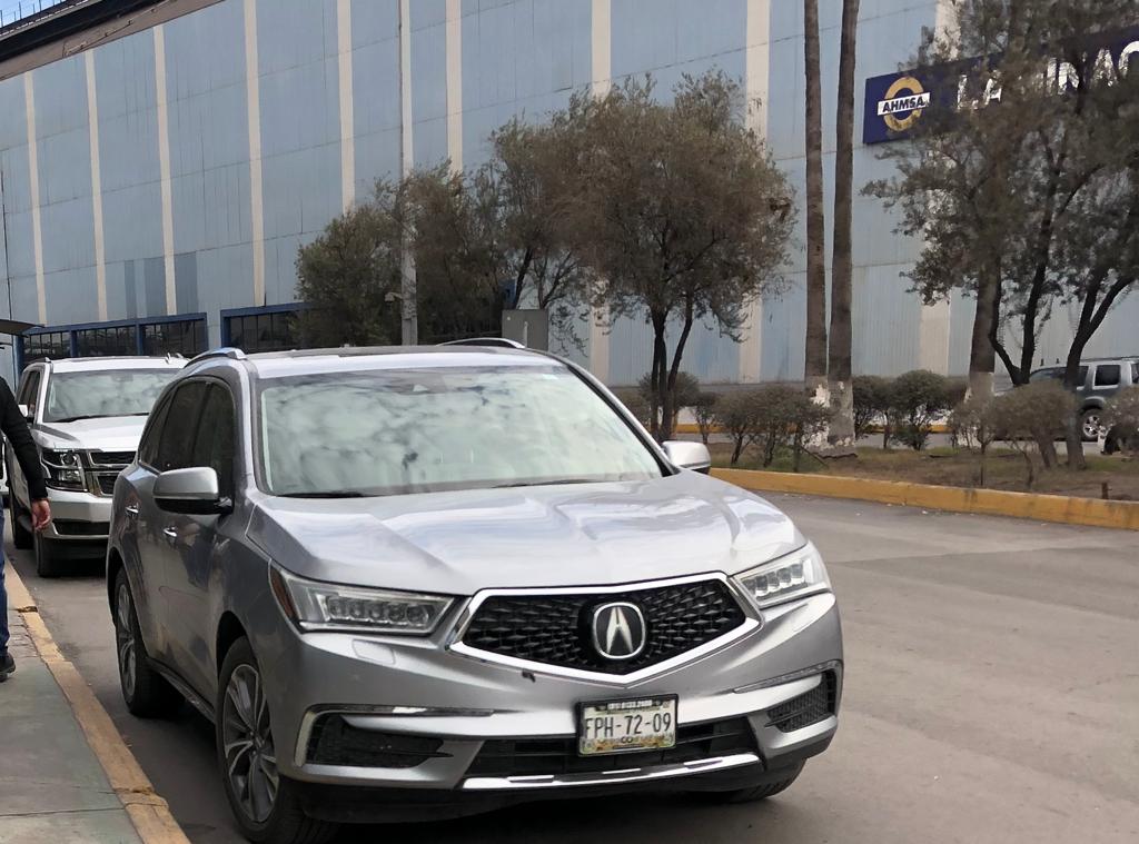 Confirman compra de AHMSA por Villacero