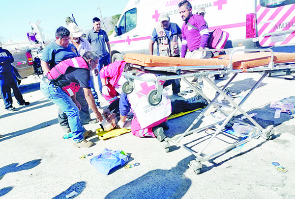 Derrapa motociclista y acaba en hospital