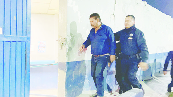 Ebrio exige cena y agrede a esposa