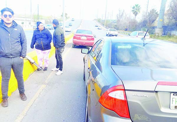 Mínimo choque mueve a policía