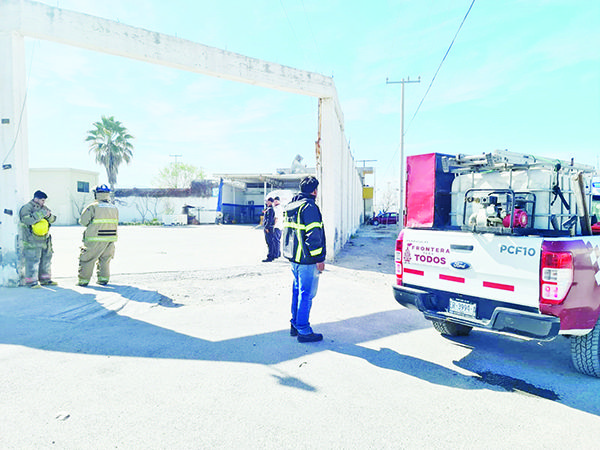 Explosión en pipa deja a un soldador herido