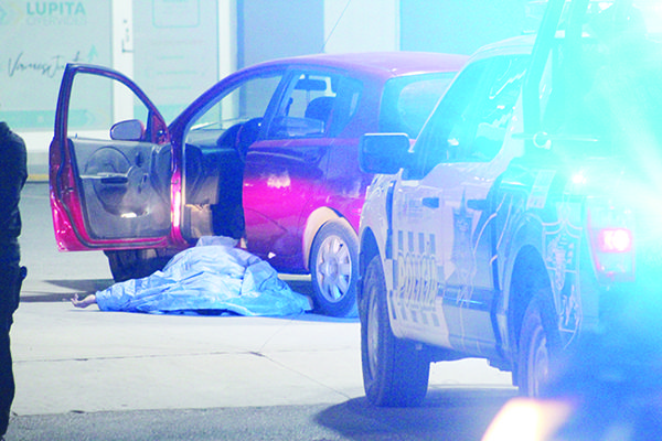 Muerte lo sorprende cargando combustible