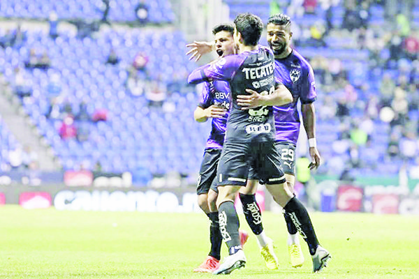 A golazos le ganan los Rayados al Puebla