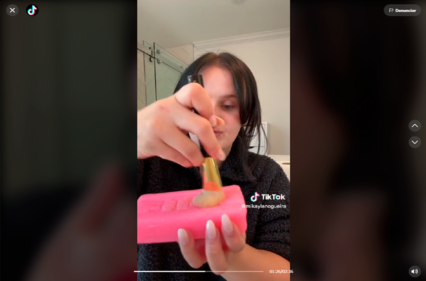 VIDEO: Influencer muestra el uso que le da al jabón zote en su rutina de maquillaje y le llueven críticas