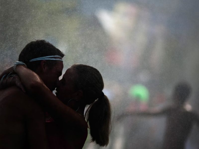 ¿De dónde viene el beso?, ¿por qué besamos los seres humanos?