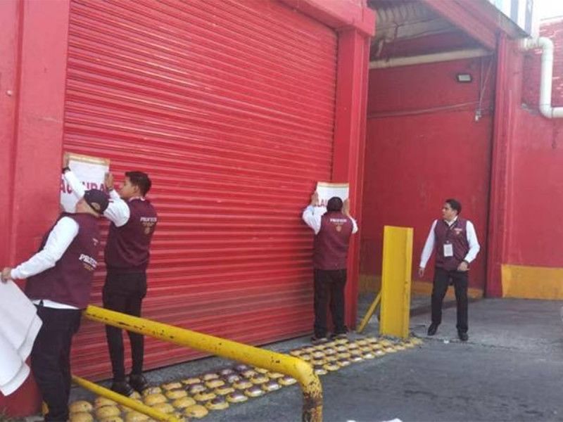 Clausuran Zorro Abarrotero por revisar tickets y mercancía a clientes; pagará $1 millón