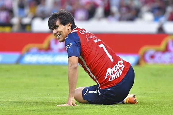 JJ Macías se lesiona; será baja de nuevo de 8 a 9 meses