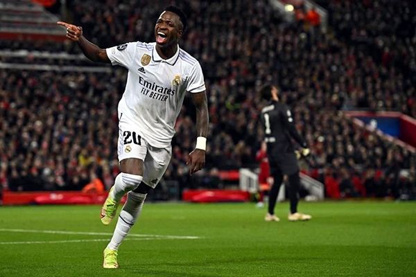 Remonta y golea Real Madrid al Liverpool en Anfield