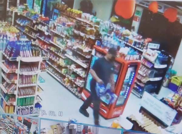 Iba por croquetas y… se roba “veinticuatro”