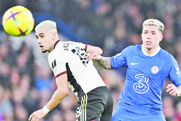 Estrena Chelsea refuerzos millonarios en empate sin goles
