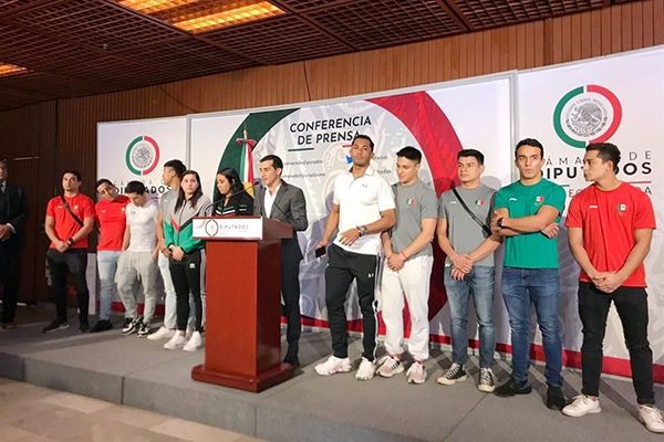 Piden clavadistas diálogo entre COM, Conade y World Aquatics