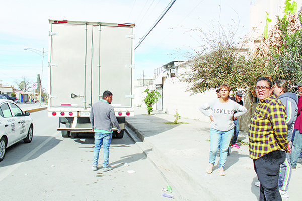 La desalojan de su casa sin aviso