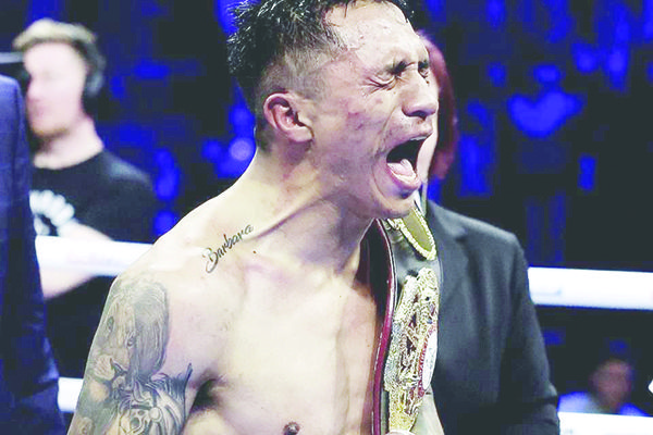 Es ‘Bronco’ Lara campeón Pluma de la AMB