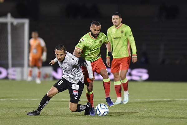 Bravos y León dejan el marcador intacto