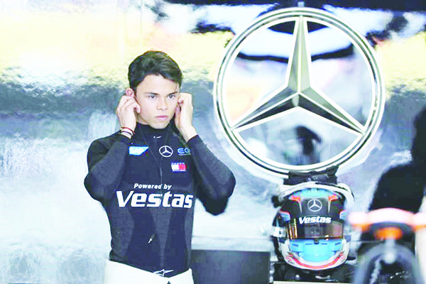 De Vries podría ascender a Red Bull en 2024