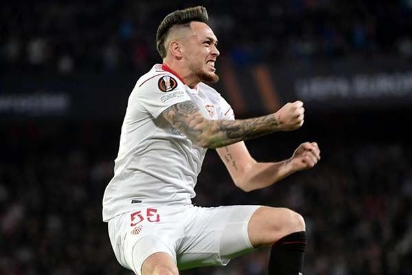 Golea Sevilla al PSV y ya piensa en Octavos de UEL