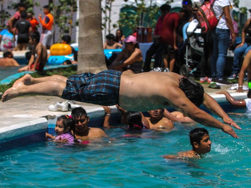 Pie de atleta y otras infecciones que puedes contraer en un balneario