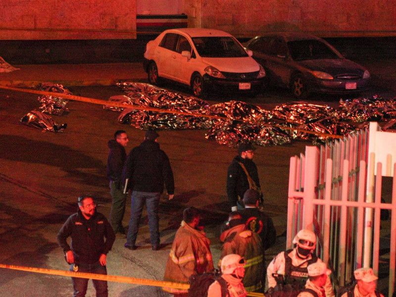 Murieron 39 migrantes en incendio en albergue de Cd. Juárez; INM presenta denuncia