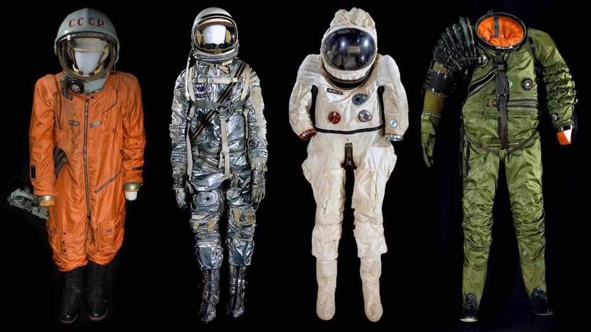 Cómo son los impactantes trajes espaciales para el viaje a la Luna en 2025 que presentó la NASA