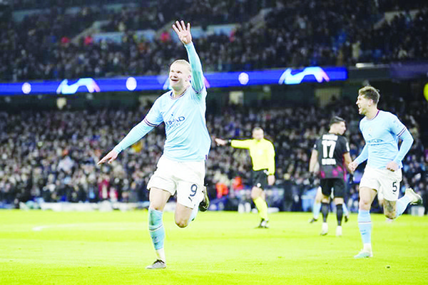 Haaland anota cinco goles en aplastante triunfo del ManCity