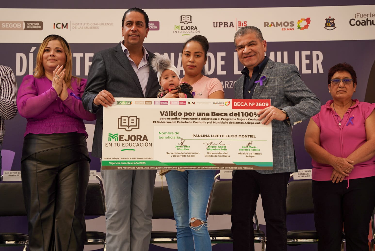 TRABAJA GOBIERNO MUNICIPAL EN POLÍTICAS A FAVOR DE LA MUJER