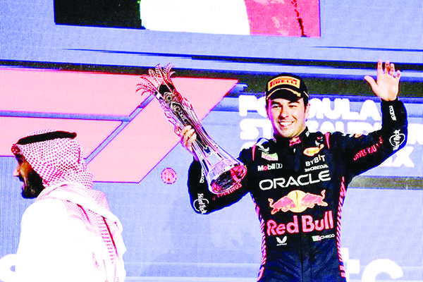 Domina Sergio Pérez GP de Arabia Saudita; Red Bull hace 1-2