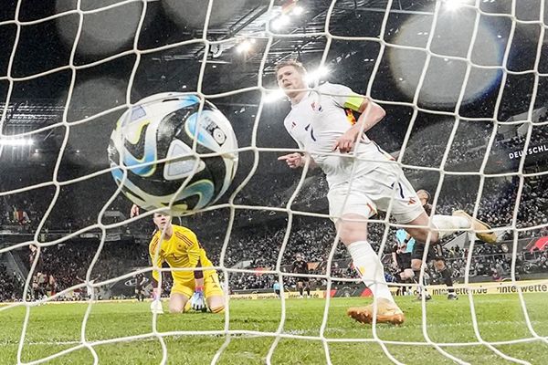 Gana Bélgica a Alemania por primera vez desde 1954