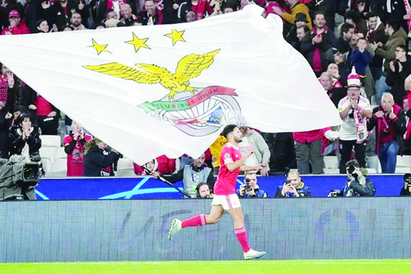 Avanza Benfica a Cuartos de Champions League goleando
