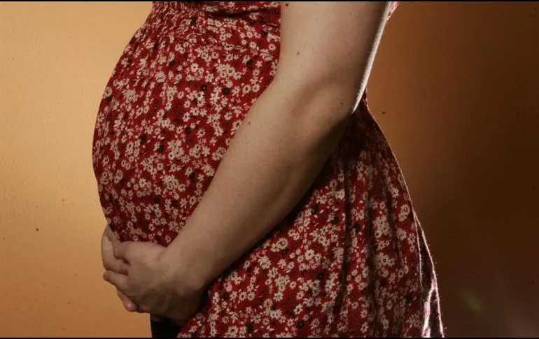 Mujer de 31 años queda embarazada de un niño de 13, pero no irá a prisión