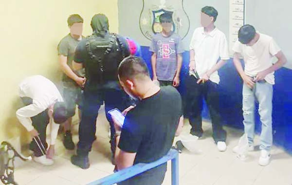 Jugaban “al sicario” ocho adolescentes