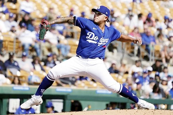 Abrirá Julio Urías la temporada de Grandes Ligas de Dodgers