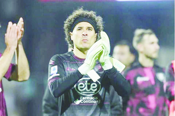 Salernitana de Ochoa consigue un punto ante el Bologna