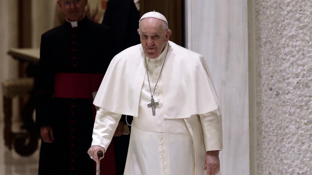 Hospitalizan al papa Francisco para un «control de rutina»