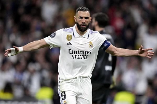 Basta gol de Benzema para sellar pase a Cuartos de Final