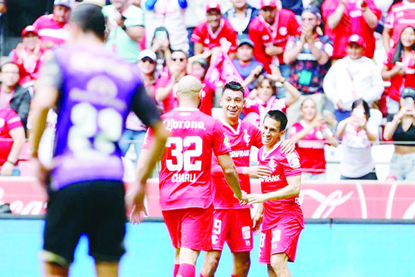Golea Toluca en casa a Mazatlán