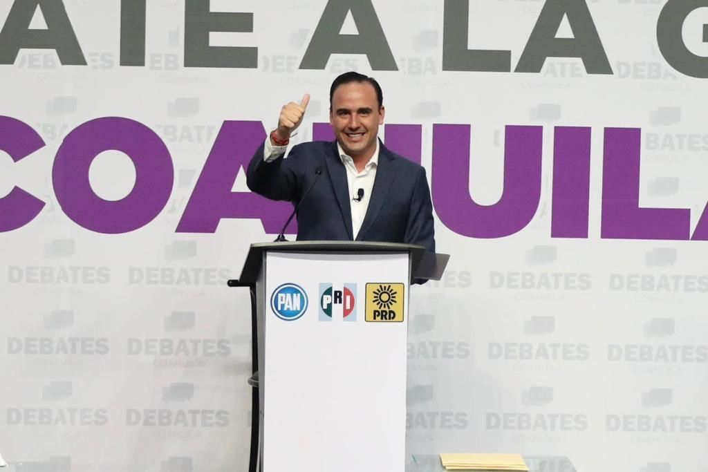 CON PROPUESTAS DEJA MANOLO CLARO QUE COAHUILA VA PA´DELANTE